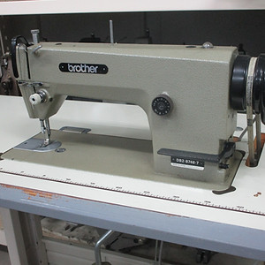 Brother 業務ミシン　DB2-B735-3 みーさま専用］工業用ミシン ブラザー DB2-B735-3